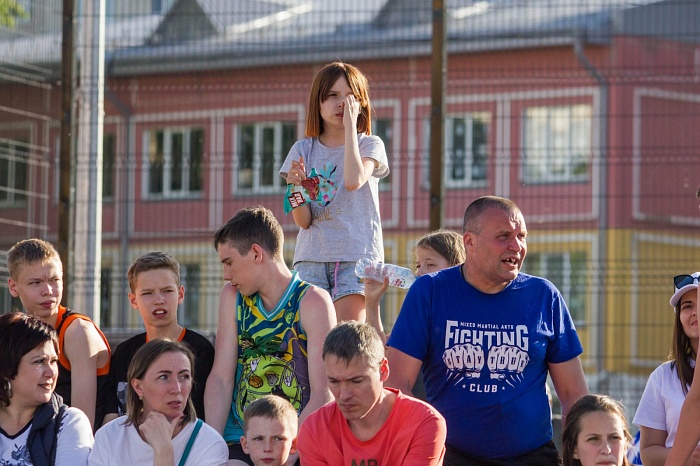 Андрей Кириленко открыл в Тюмени «Центр уличного баскетбола»