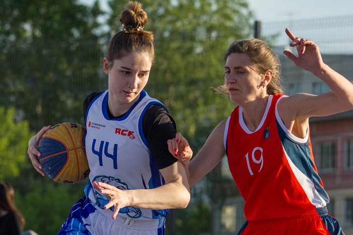 Андрей Кириленко открыл в Тюмени «Центр уличного баскетбола»