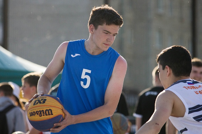 Андрей Кириленко открыл в Тюмени «Центр уличного баскетбола»