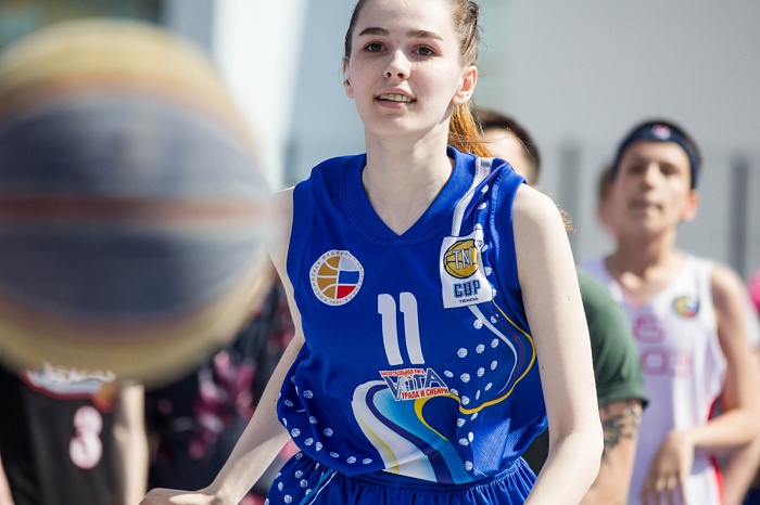 Андрей Кириленко открыл в Тюмени «Центр уличного баскетбола»