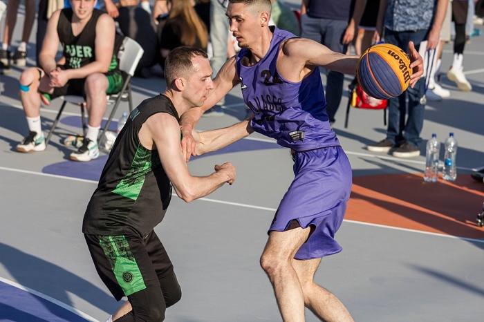 Андрей Кириленко открыл в Тюмени «Центр уличного баскетбола»