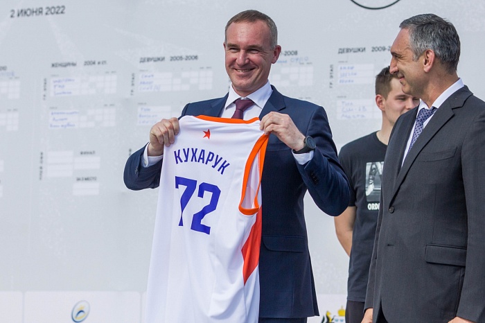 Андрей Кириленко открыл в Тюмени «Центр уличного баскетбола»