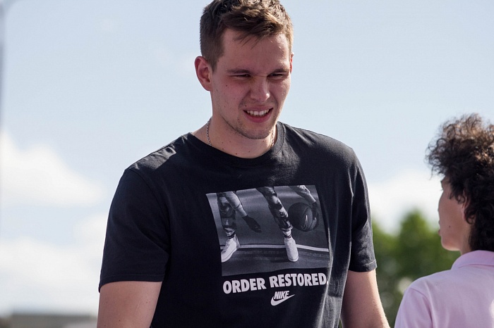 Андрей Кириленко открыл в Тюмени «Центр уличного баскетбола»