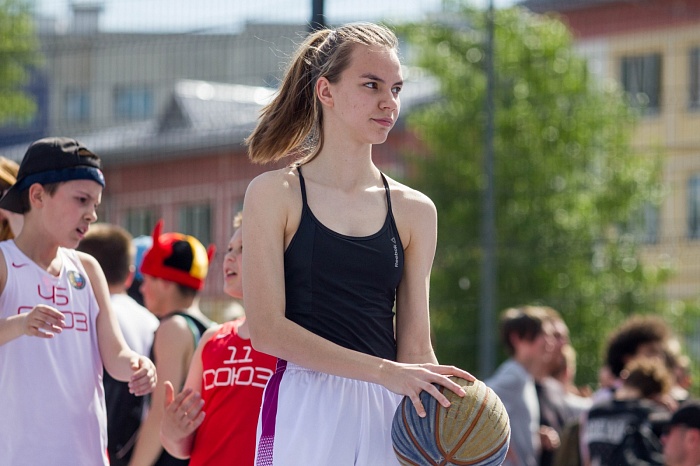 Андрей Кириленко открыл в Тюмени «Центр уличного баскетбола»