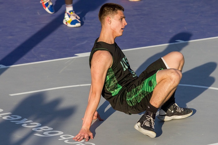 Андрей Кириленко открыл в Тюмени «Центр уличного баскетбола»