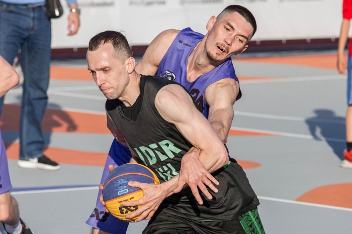 Андрей Кириленко открыл в Тюмени «Центр уличного баскетбола»