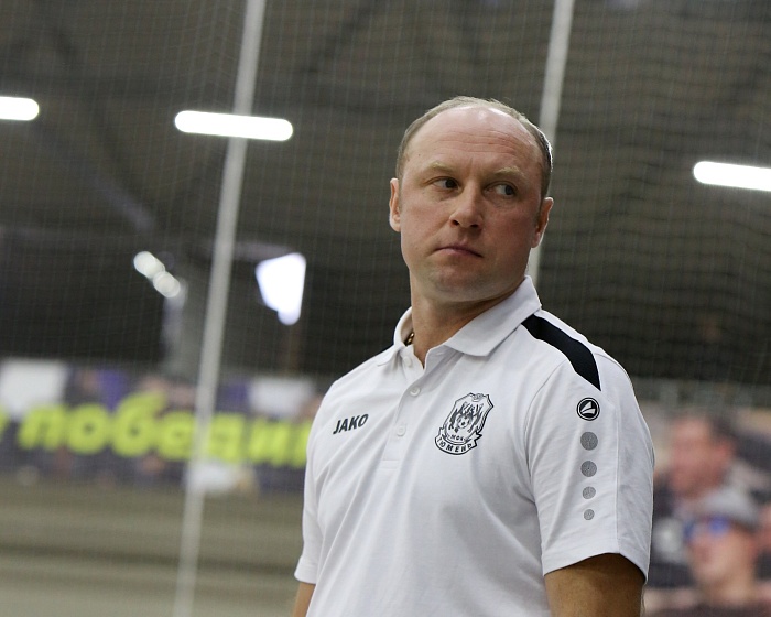 Главный тренер футзального клуба «Тюмень» Денис Абышев: «Если бы базировались в Москве, то могли бы подбирать соперников на товарищеские игры по стилистике»