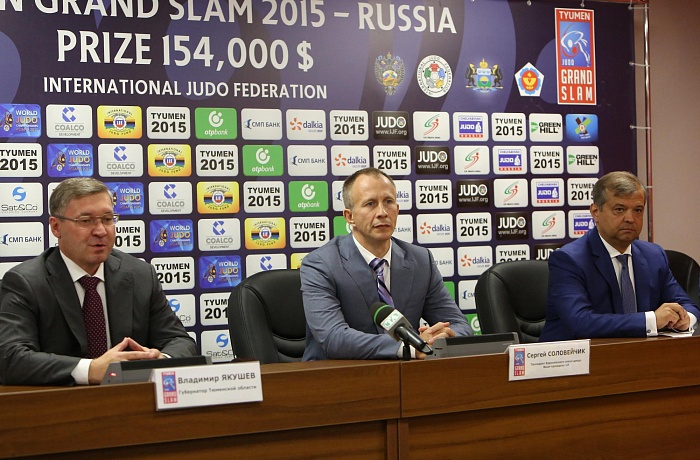 Владимир Якушев, Сергей Соловейчик и Валентин Хабиров. Фото Виктории ЮЩЕНКО