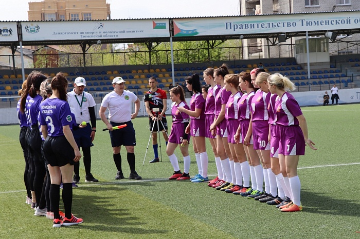 Тюменская «Молодёжка» заняла второе место на Всероссийском турнире по русской лапте