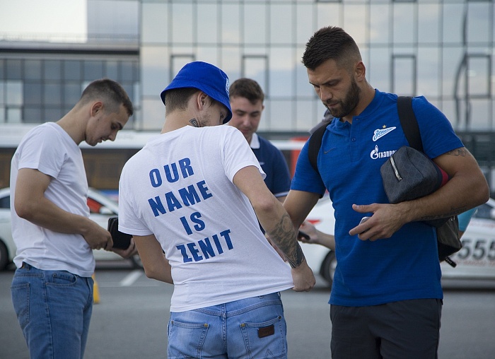 «Зенит» прилетел в Тюмень (ВИДЕО)