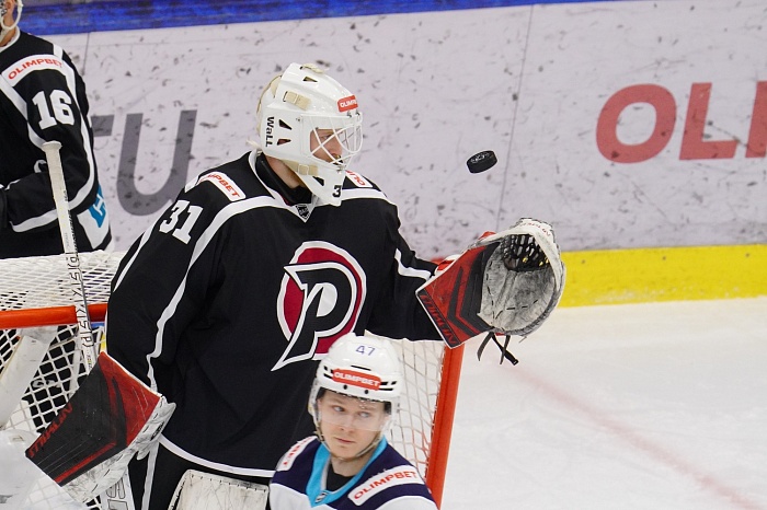 Хоккейная команда «Рубин» сыграет на выезде с фарм-клубом «Автомобилиста»