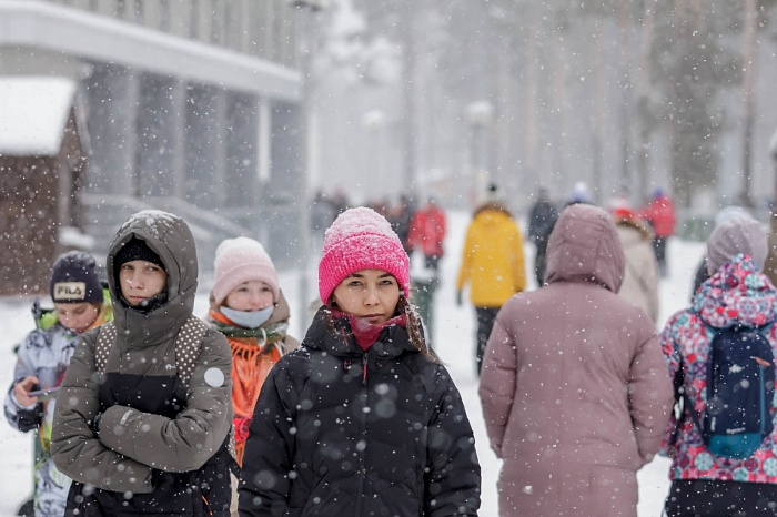 Третий этап PARI-Кубка России по биатлону в Тюмени. Большой масстарт. Женщины