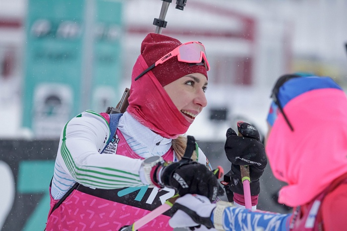 Третий этап PARI-Кубка России по биатлону в Тюмени. Большой масстарт. Женщины