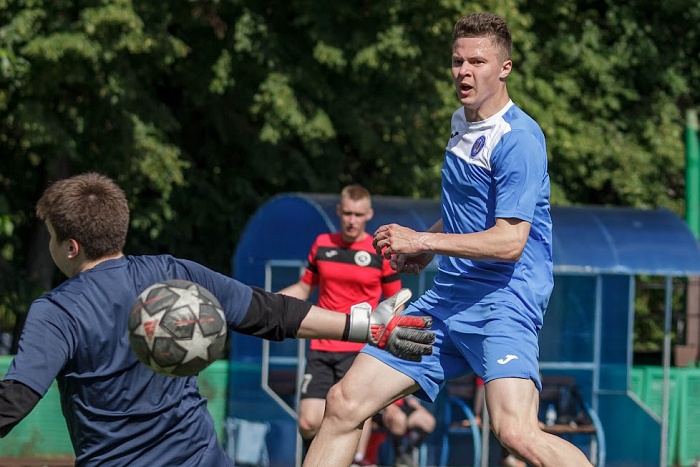 ФК «Тобол» из Тобольска в меньшинстве уступил банкирам в открытом чемпионате Тюмени по футболу