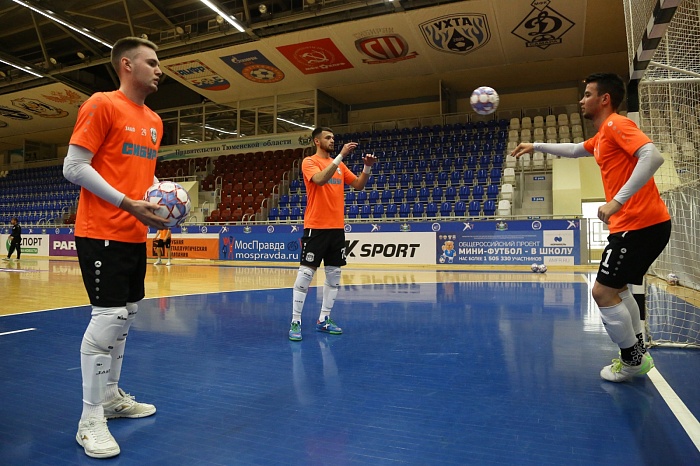 Президент мини-футбольного клуба «Тюмень» Александр Попов: «В следующем сезоне дадим шанс нашим молодым вратарям - Денису Субботину и Кириллу Суханову»