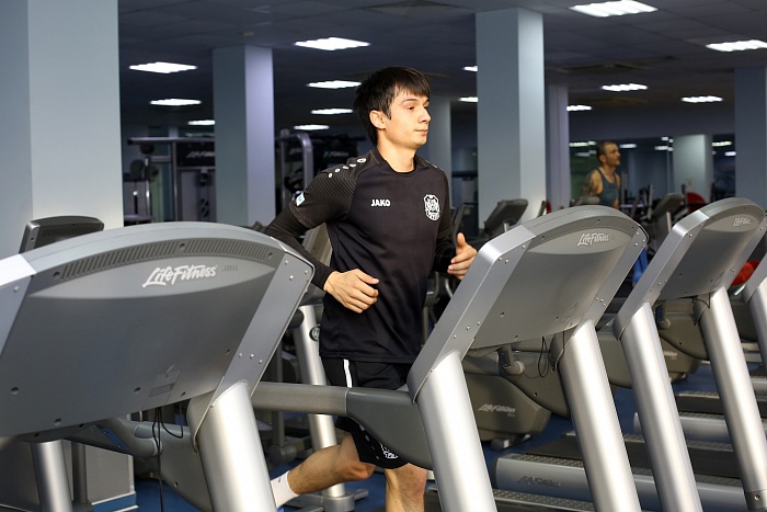 Президент мини-футбольного клуба «Тюмень» Александр Попов: «Излишняя скромность помешала Идрису Ёрову адаптироваться в команде»