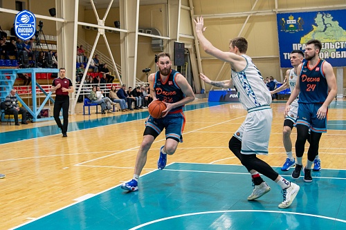 Баскетболисты тобольского «Нефтехимика» уступили «Десне» из Брянска