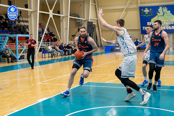 Баскетболисты тобольского «Нефтехимика» уступили «Десне» из Брянска