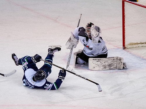 «Рубин» уступил югорчанам по буллитам