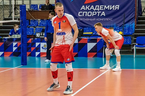 Тюменцы на балансе вырвали первую партию, но затем фаворит взял своё