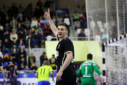 Футзальный клуб «Тюмень» одержал волевую победу над лидером Суперлиги