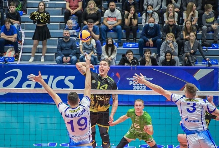 В Нижневартовске «Зениту» пришлось нелегко