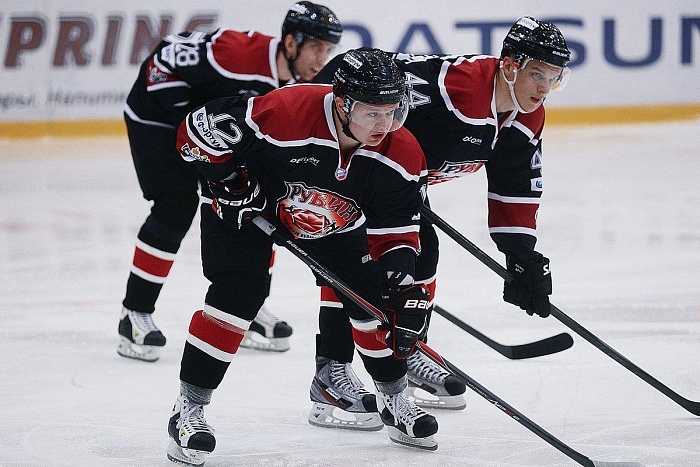 Фото Владимира ОГНЁВА