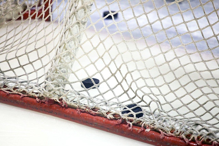 Получили от чемпиона десять пробоин