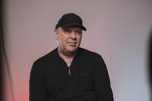 Генеральный менеджер тюменского хоккейного клуба «Рубин» Николай Бабенко: «Команда достойно бьётся и показывает результат»