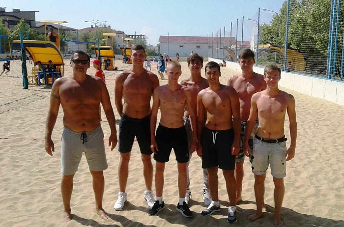 На песке сразятся за путевки