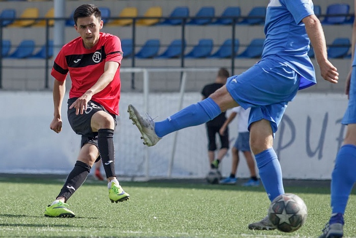 «Вектор» уступил «Сове» на муниципальном этапе первенства страны по футболу