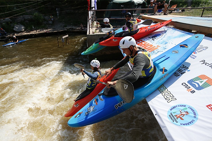 Первенство России по гребному слалому (юноши и девушки до 17 лет). Экстрим