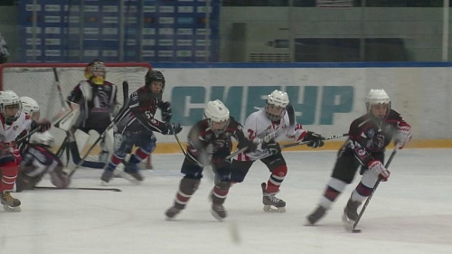 Турнир «Сладкоежка». Контратака и бросок в девятку. Форвард «Тюменского Легиона-2010» Вячеслав Садовщиков забросил «Спартаковцу»