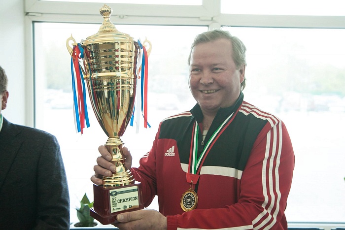 Фото Дани Савиных