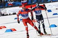 Чемпионом России по лыжным гонкам в скиатлоне стал Александр Большунов