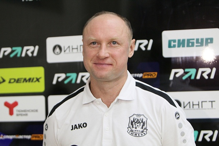 Главный тренер мини-футбольного клуба «Тюмень» Денис Абышев: «Нам пришлось потерпеть в защите, с чем ребята и справились. Наградой этому послужил четвёртый мяч в пустые ворота»