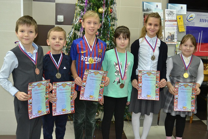 Сражались за шахматный рейтинг в Новогоднем турнире