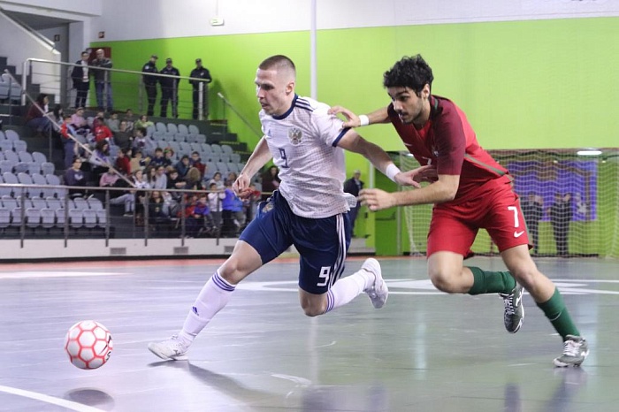 Емельянов и Карпюк огорчили португальцев!