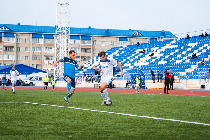 Тобольский «Тобол» и «Тюмень-2» дали футбольный бой фаворитам
