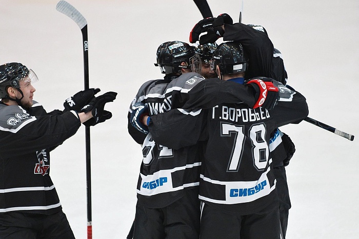 Фото Владимира ОГНЁВА