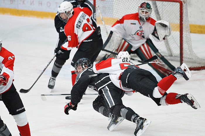 Фото Владимира ОГНЁВА