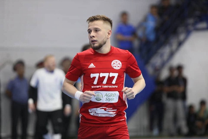 Воспитанник мини-футбольного клуба «Тюмень» Василий Луценко: «После четырёх месяцев в Киргизии я неплохо стал разговаривать на португальском»