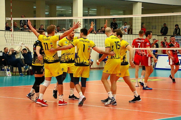 В Сургуте перевернули матч с «Енисеем»