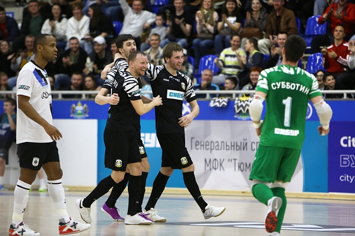 Мини-футбольный клуб «Тюмень» одержал волевую победу над норильчанами