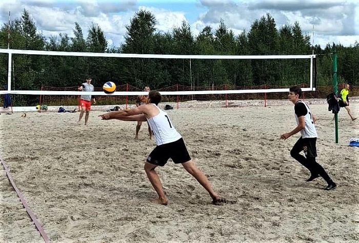 На вологодских песках встретятся 20 команд