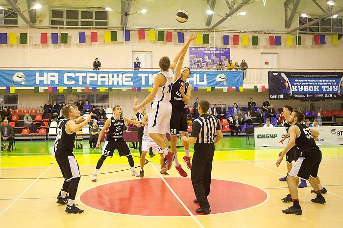 Фото Александра ЗЫРЯНОВА.