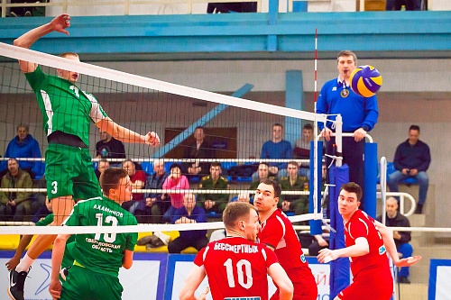 Вновь сыграют с «Изумрудом»