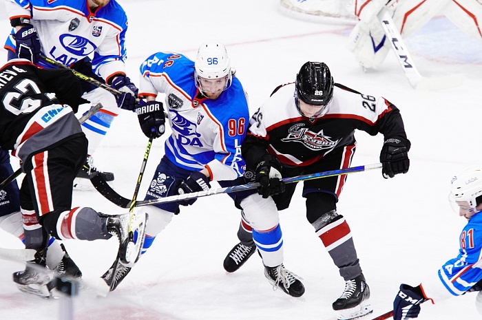 «Рубин» поставил «Ладу» на тормоз!