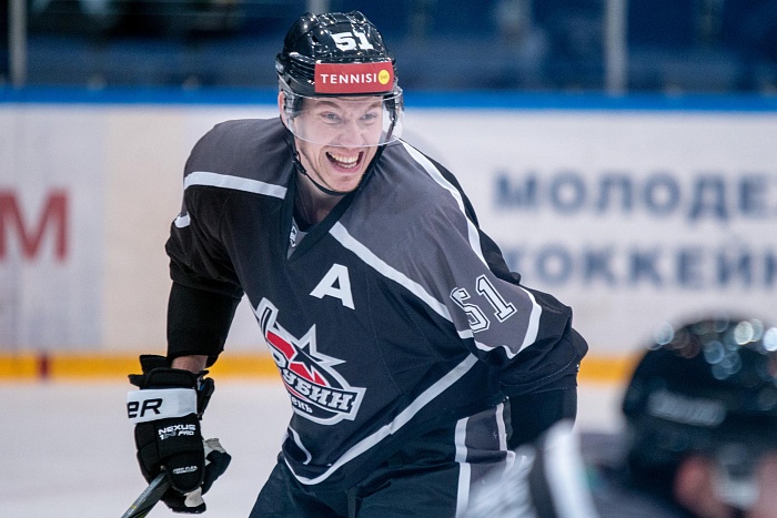 Чемпионат ВХЛ. ХК Рубин - Челмет