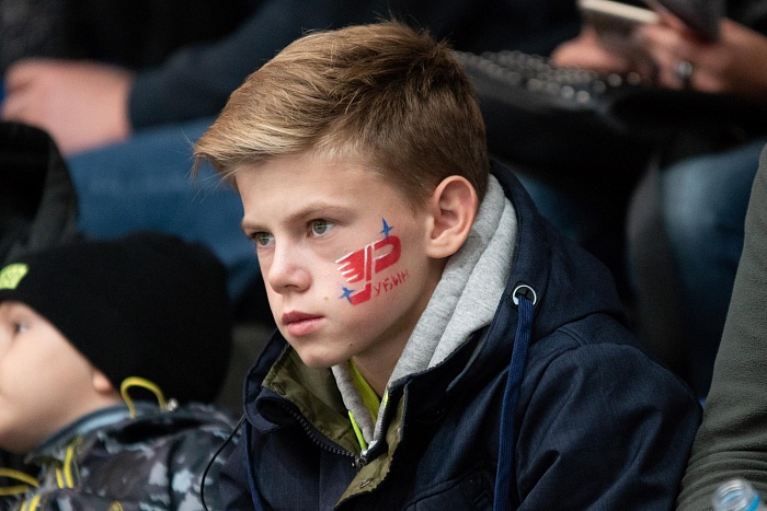 Чемпионат ВХЛ. ХК Рубин - Челмет